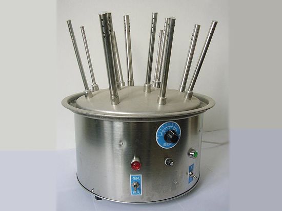 點(diǎn)擊查看詳細(xì)信息<br>標(biāo)題：12孔玻璃儀器烘干器 閱讀次數(shù)：2121