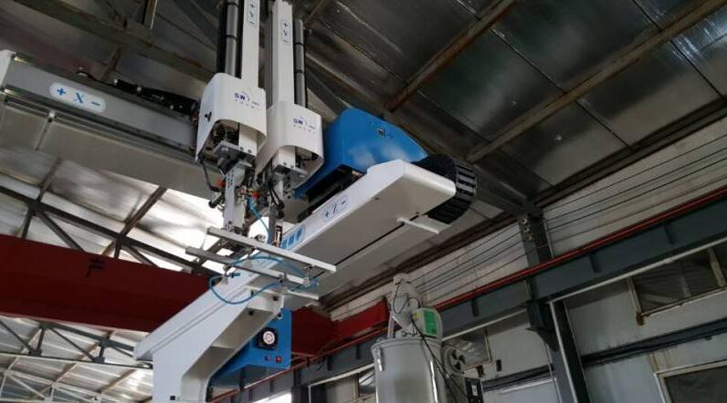 介紹影響機(jī)械手精度的一些重要因素