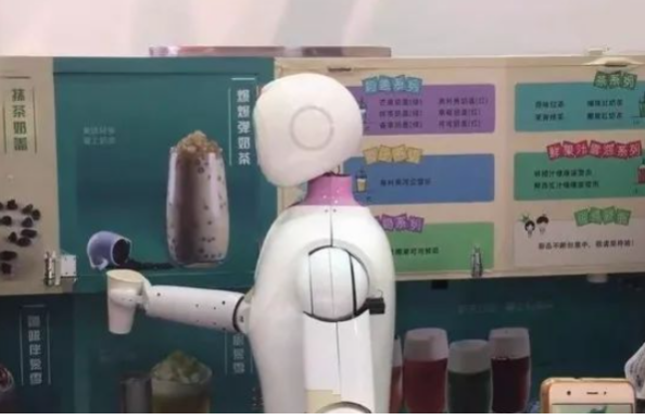 銳曼消毒機器人支援16國抗“疫”一線