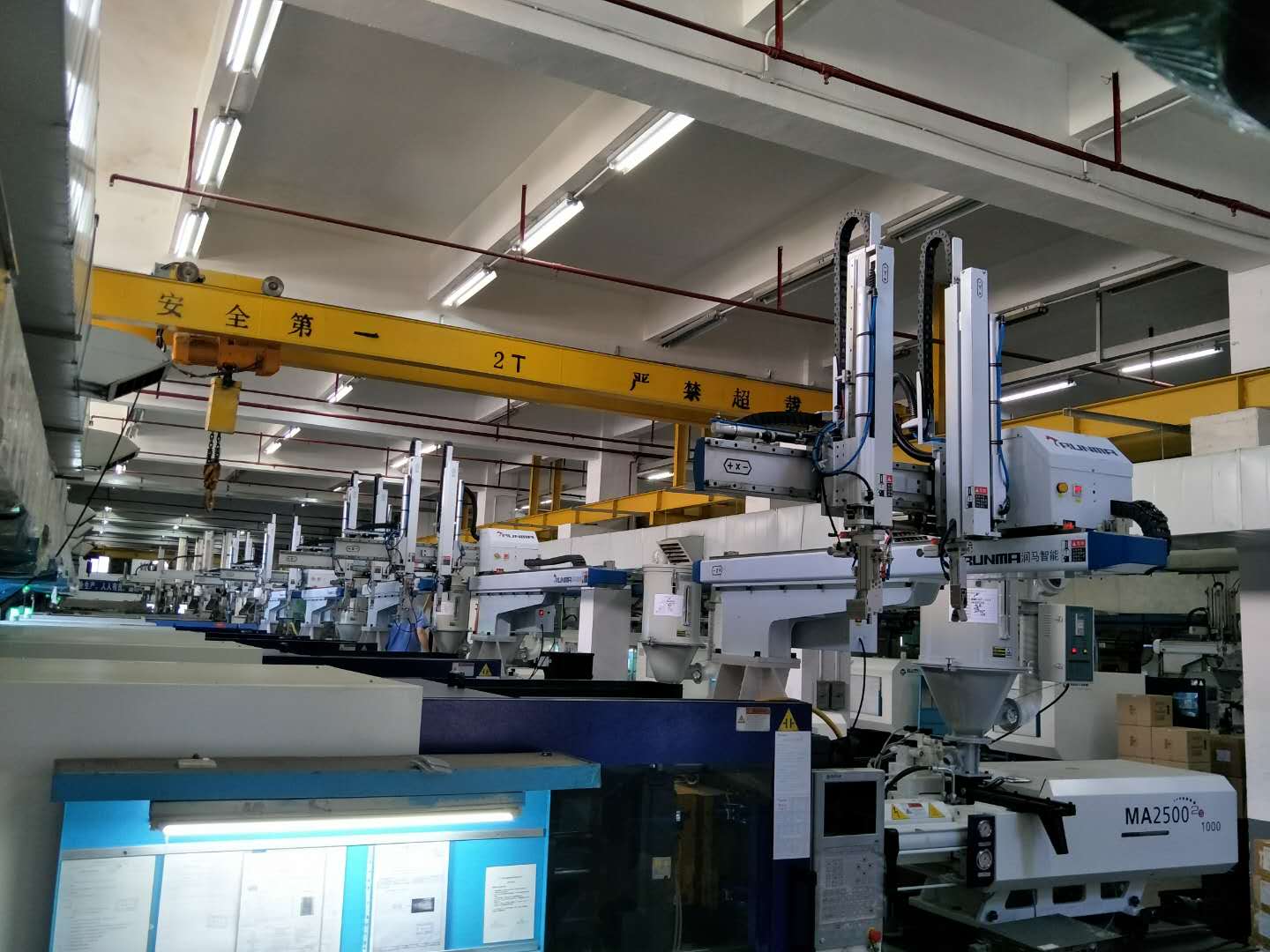 今天小編來為大家講解注塑機(jī)械手的效率對(duì)比